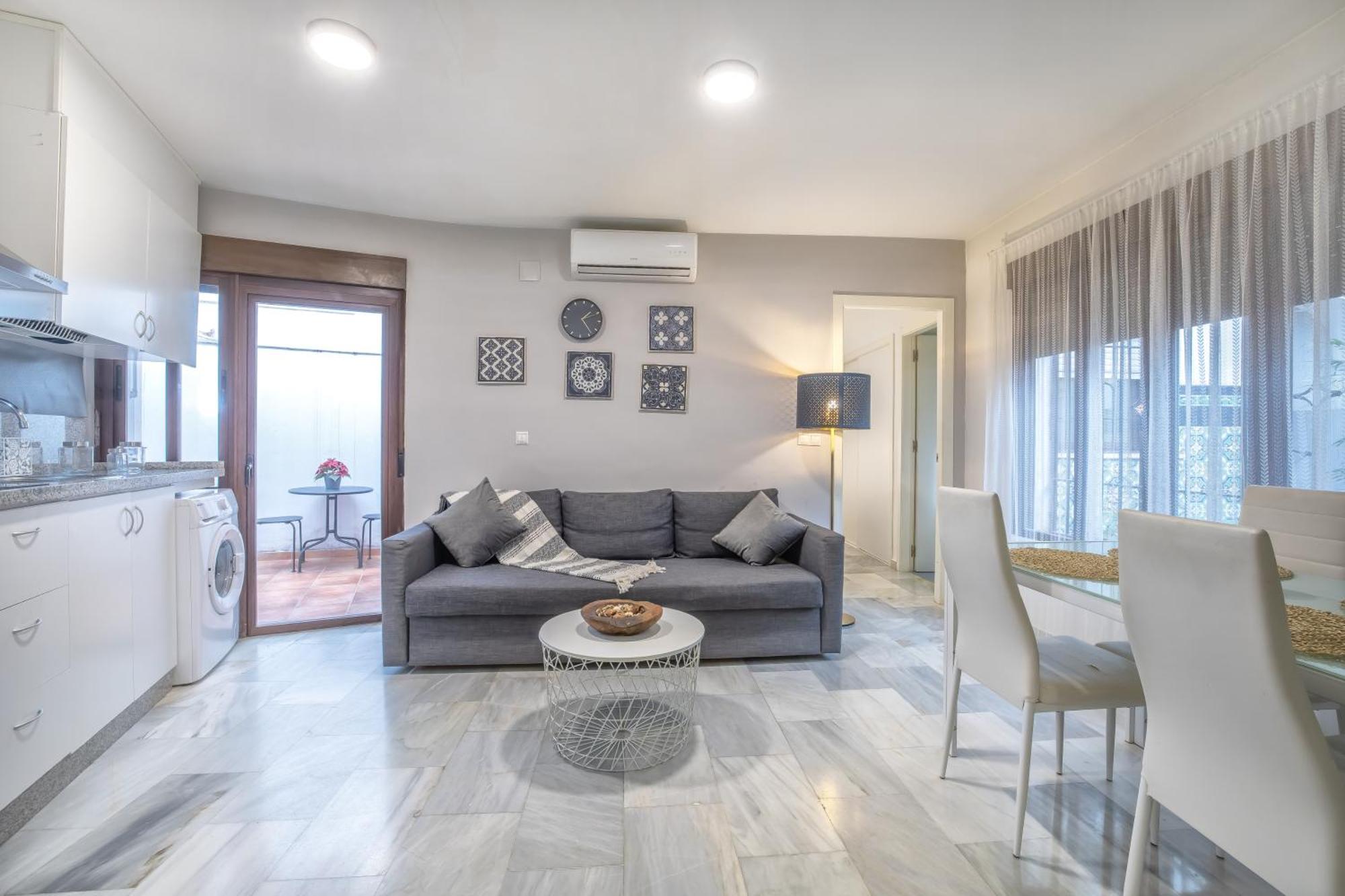 Encanto En La Juderia: Apartamento Con Patio Кордова Экстерьер фото